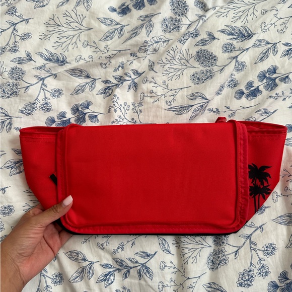 NWT TRADER JOES RED MINI COOLER - Picture 8 of 8